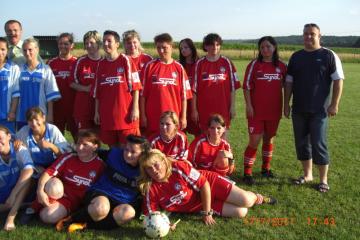 Futbalový turnaj ženy 17. 7. 2011 Futbalový turnaj ženy 17. 7. 2011