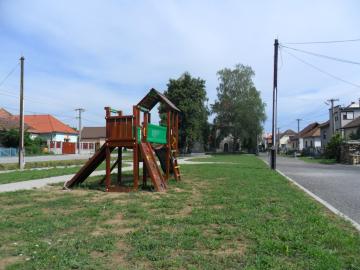 Detské ihrisko r.2012 Detské ihrisko r.2012