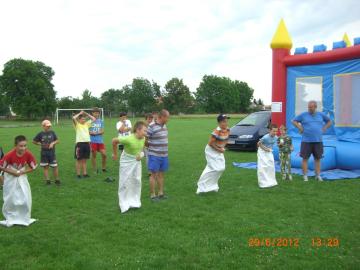 Ukončenie šk. roka 29. 06. 2012 Ukončenie šk. roka 29. 06. 2012