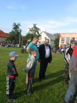 Stavanie mája Stavanie mája