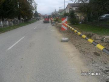 Budovanie chodníka od COOP Jednota, 24.10.2014 Budovanie chodníka od COOP Jednota, 24.10.2014