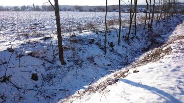 upravený kanál vedľa cintorína, 6.1.2015 upravený kanál vedľa cintorína, 6.1.2015